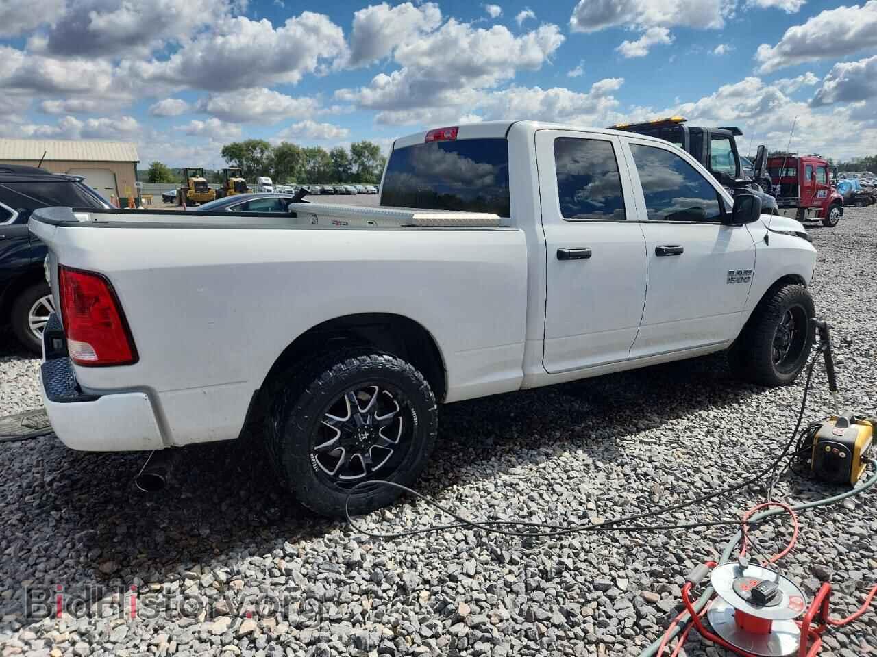 2017 RAM 1500 - VIN: 1C6RR6FG4HS551060 - Photo 3