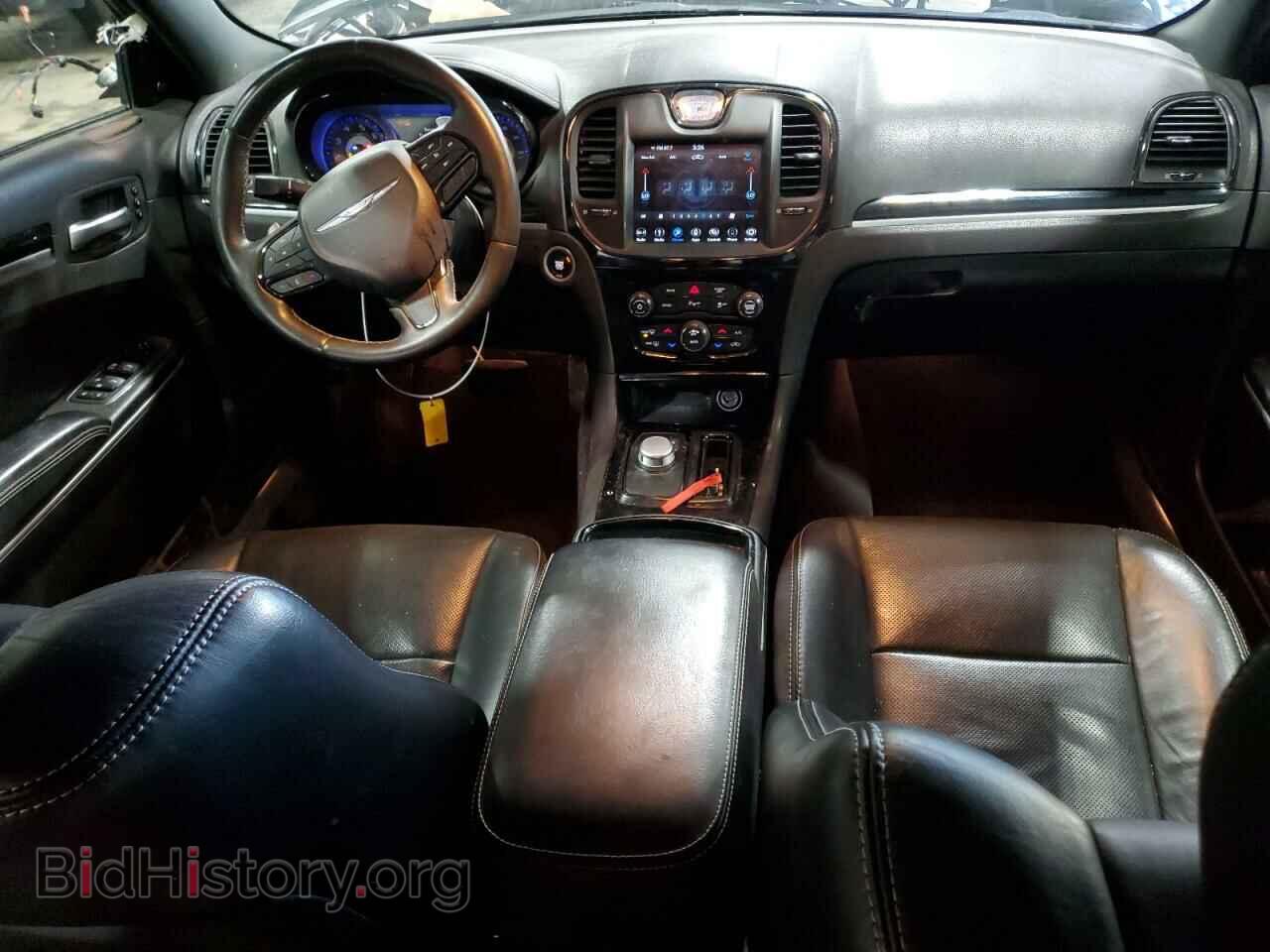 2019 CHRYSLER 300 - VIN: 2C3CCAGG6KH524141 - Фото 8