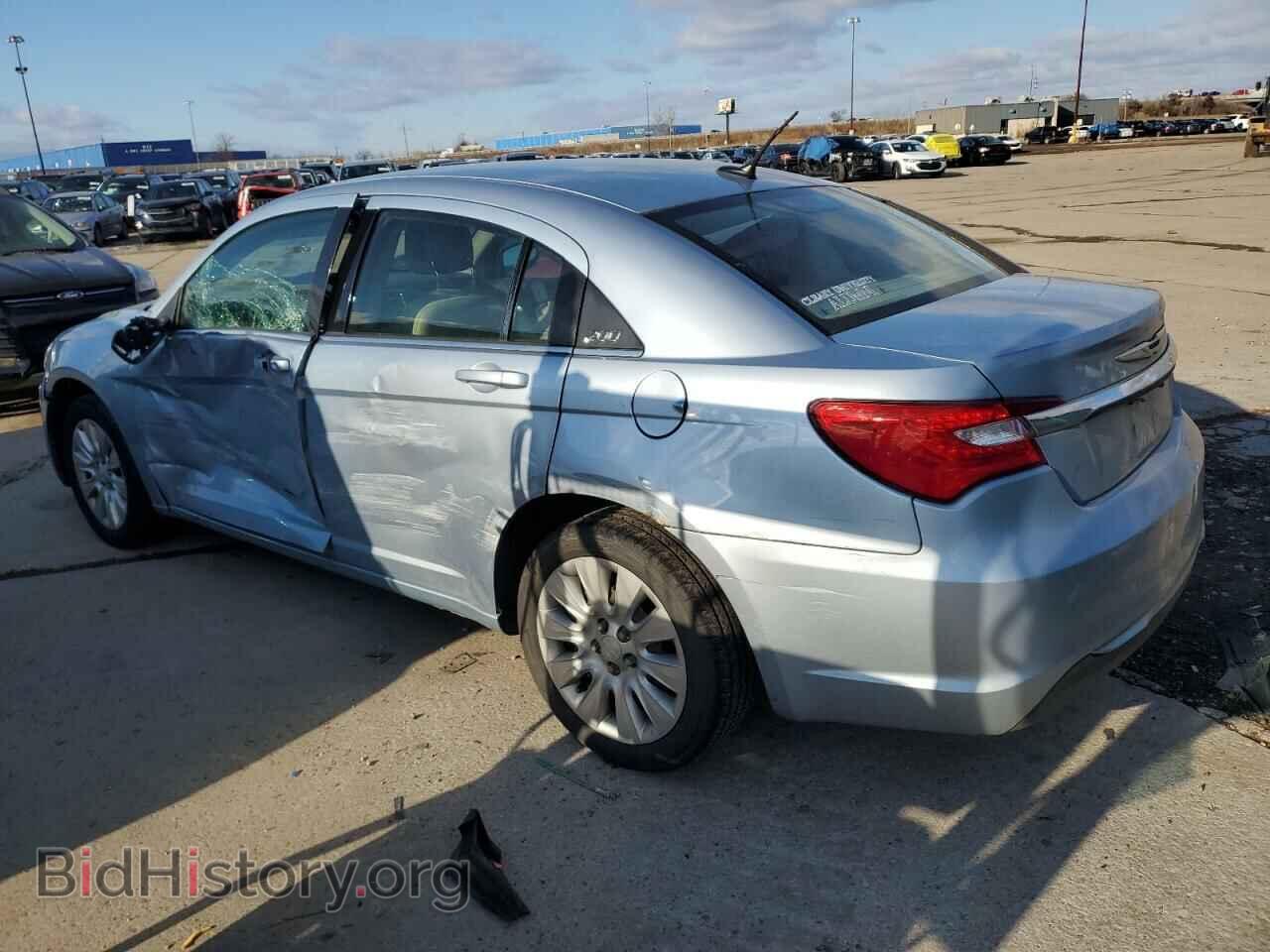 2012 CHRYSLER 200 - VIN: 1C3CCBAB3CN295798 - Фото 2