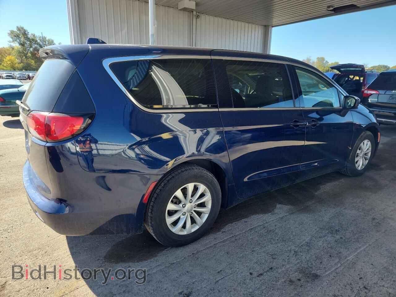 2017 CHRYSLER PACIFICA - VIN: 2C4RC1DG7HR520659 - Фото 3
