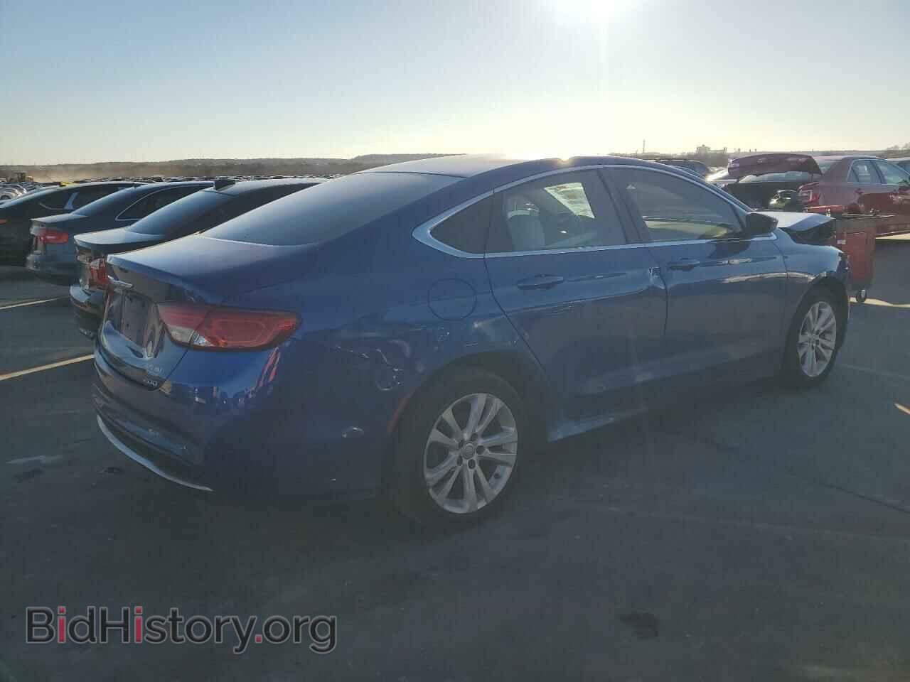 2016 CHRYSLER 200 - VIN: 1C3CCCAB0GN133641 - Фото 3