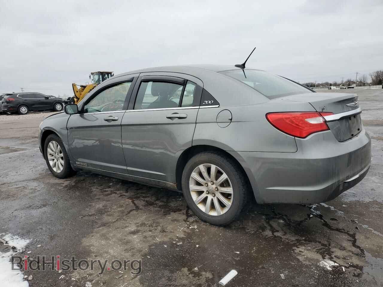 2012 CHRYSLER 200 - VIN: 1C3CCBBBXCN107079 - Фото 2