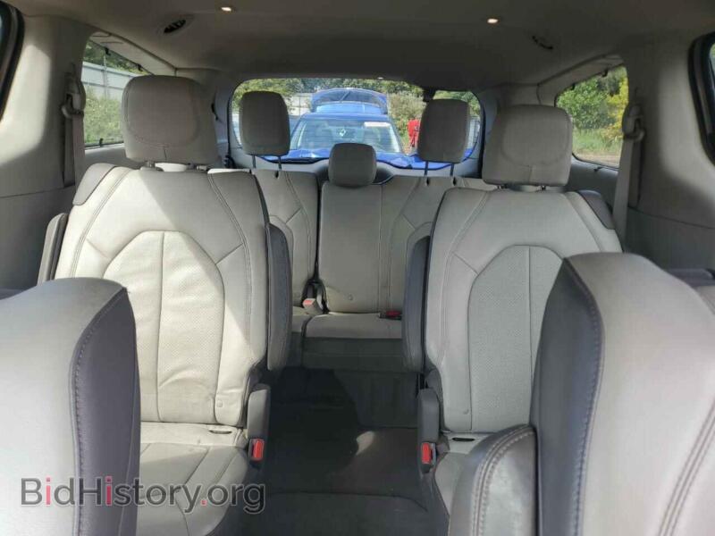2017 Chrysler PACIFICA (VIN 2C4RC1EG5HR763949) — фото 10 из 13