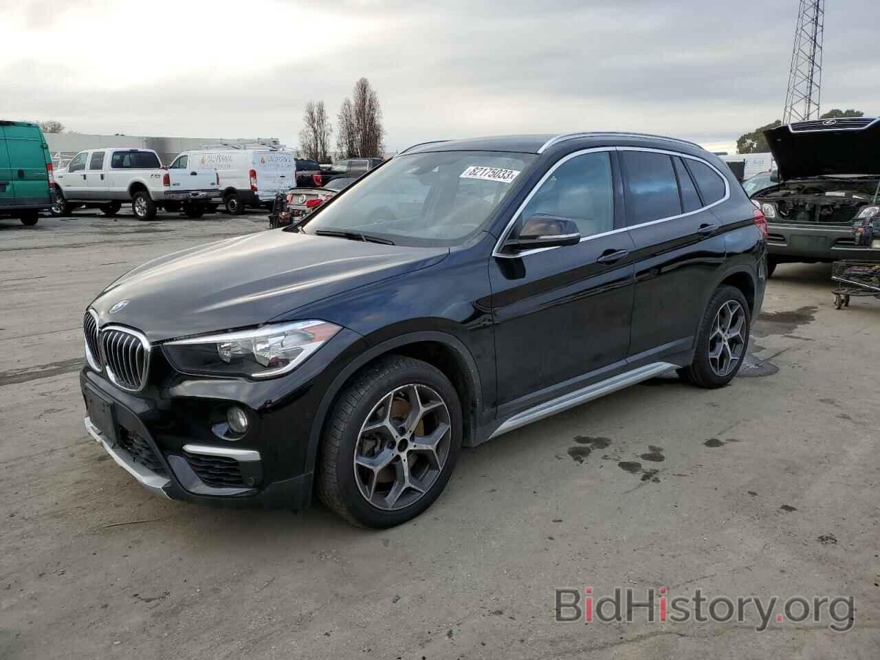 Photo WBXHT3C38J5L27433 - BMW X1 2018