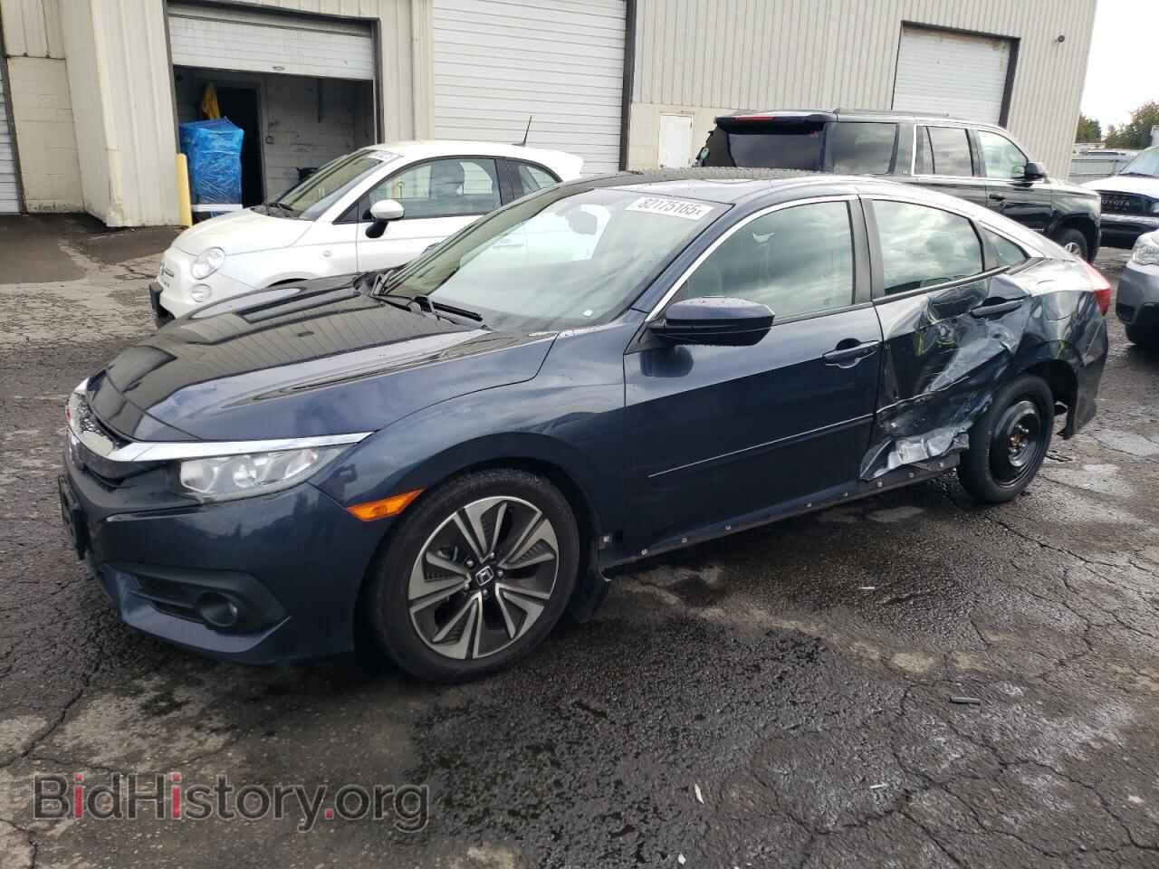 Photo 19XFC1F32HE200583 - HONDA CIVIC 2017
