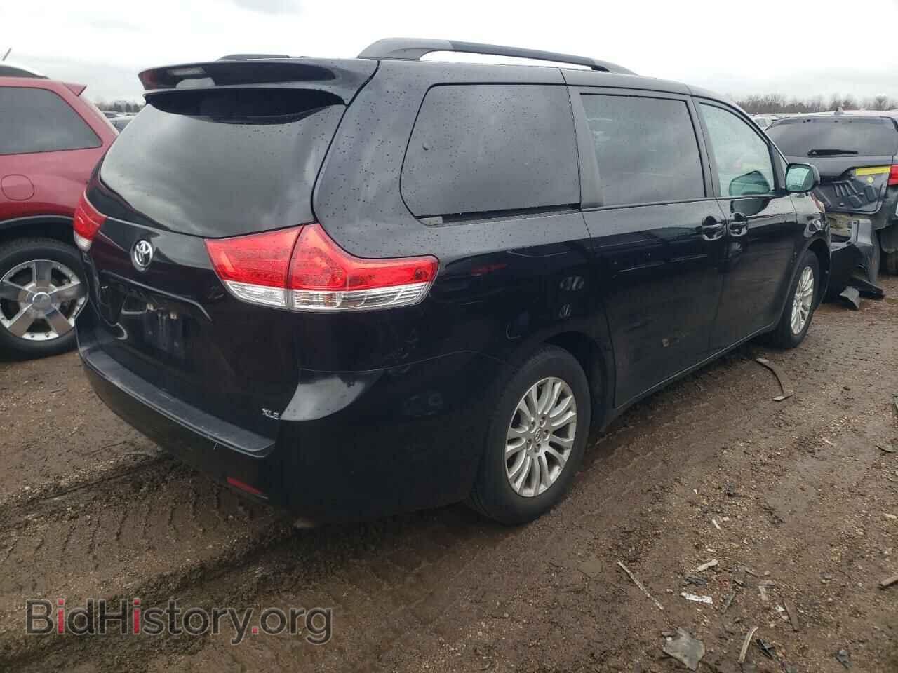 2013 TOYOTA All Models - VIN: 5TDYK3DC2DS312567 - Фото 3