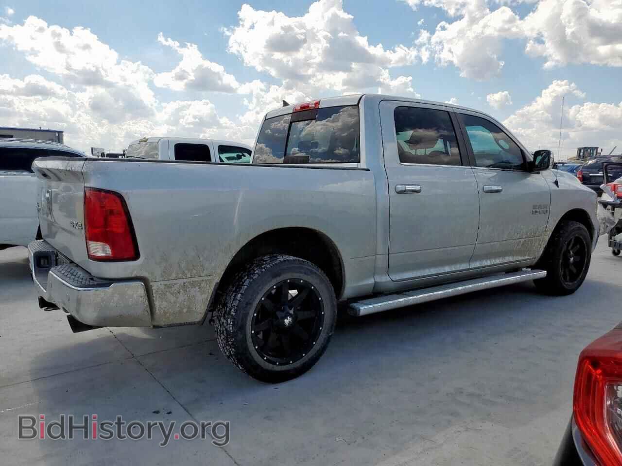 2017 RAM 1500 - VIN: 1C6RR7LT1HS655979 - Photo 3