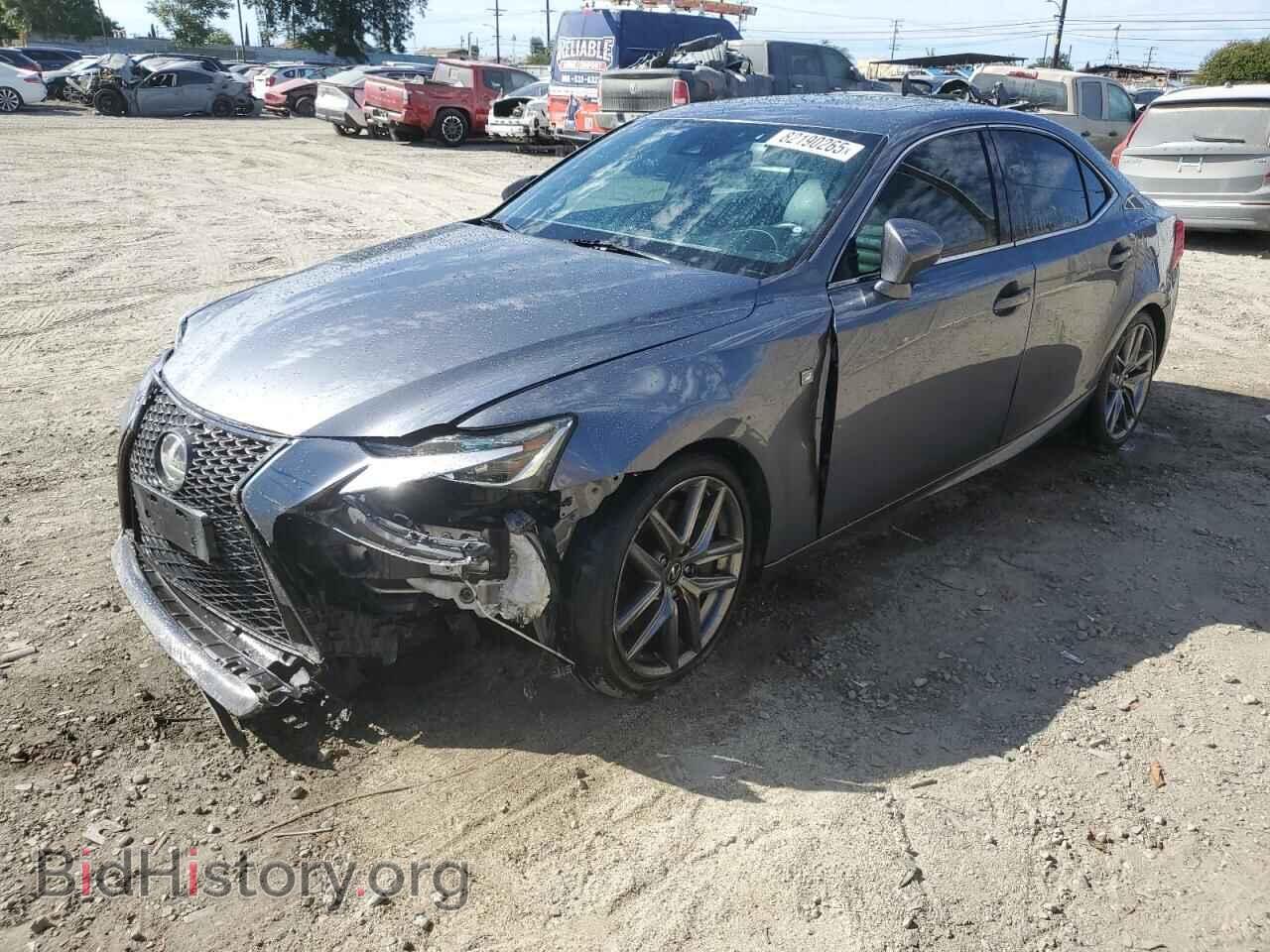 Photo JTHBA1D27H5057185 - LEXUS IS 2017