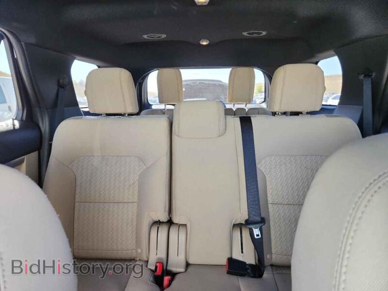 2016 Ford EXPLORER (VIN 1FM5K8B89GGC51811) — фото 10 из 13