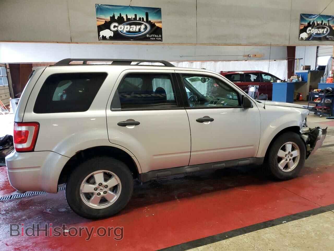 2010 FORD ESCAPE - VIN: 1FMCU9D73AKC66448 - Фото 3