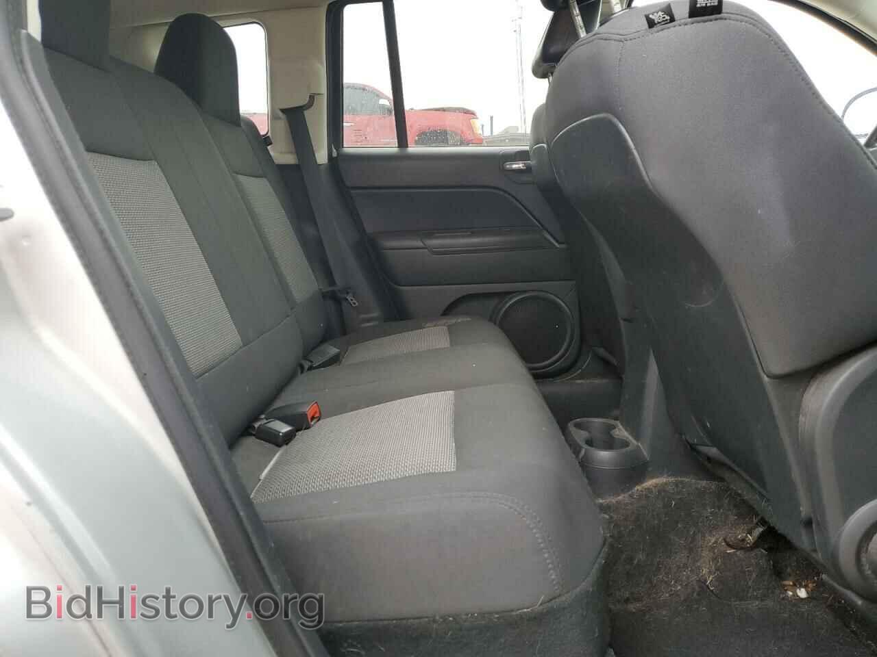 2009 JEEP COMPASS - VIN: 1J8FT47A89D128783 - Фото 11