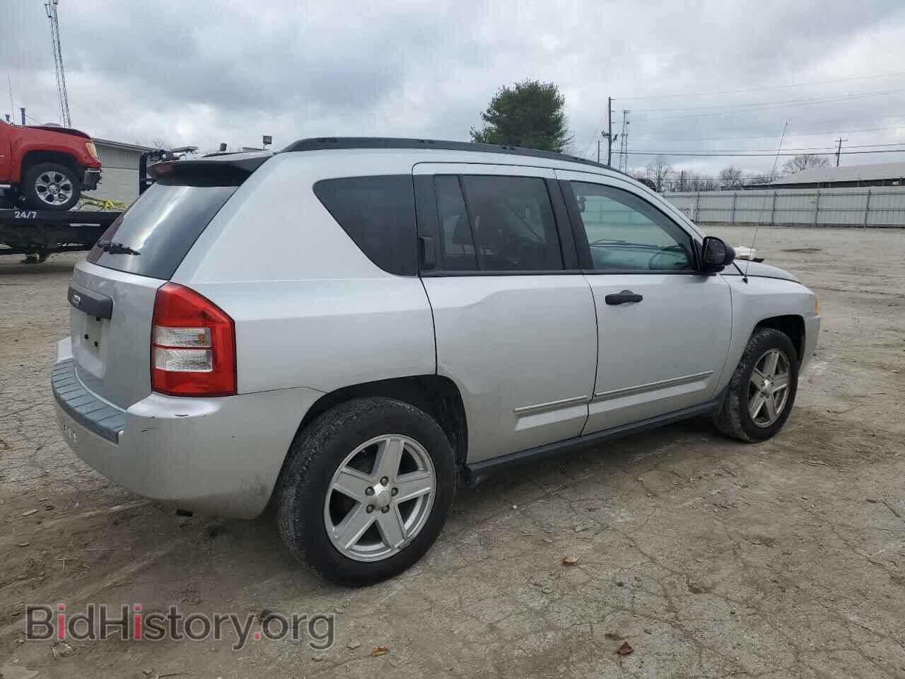 2009 JEEP COMPASS - VIN: 1J8FT47A89D128783 - Фото 3
