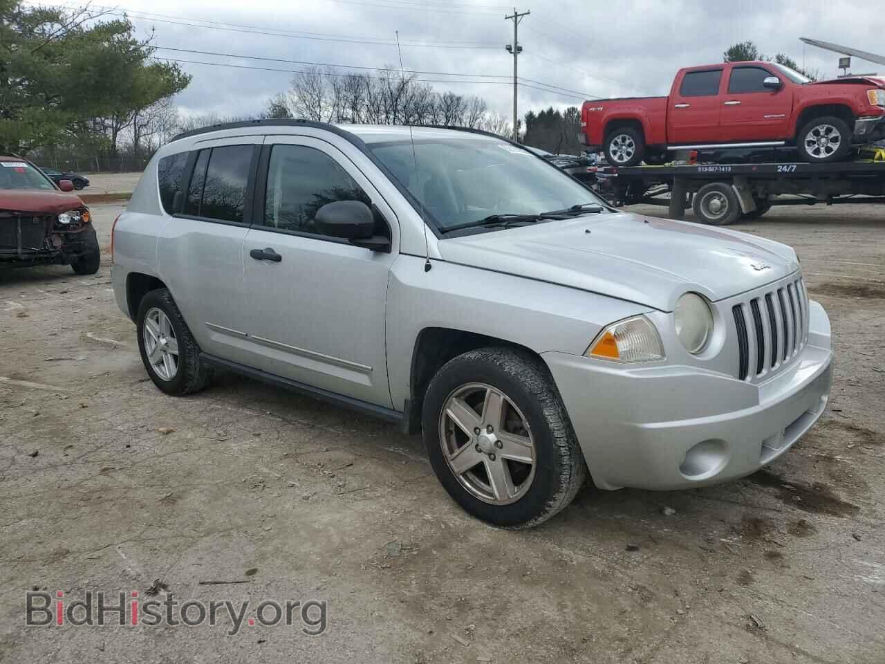 2009 JEEP COMPASS - VIN: 1J8FT47A89D128783 - Фото 4