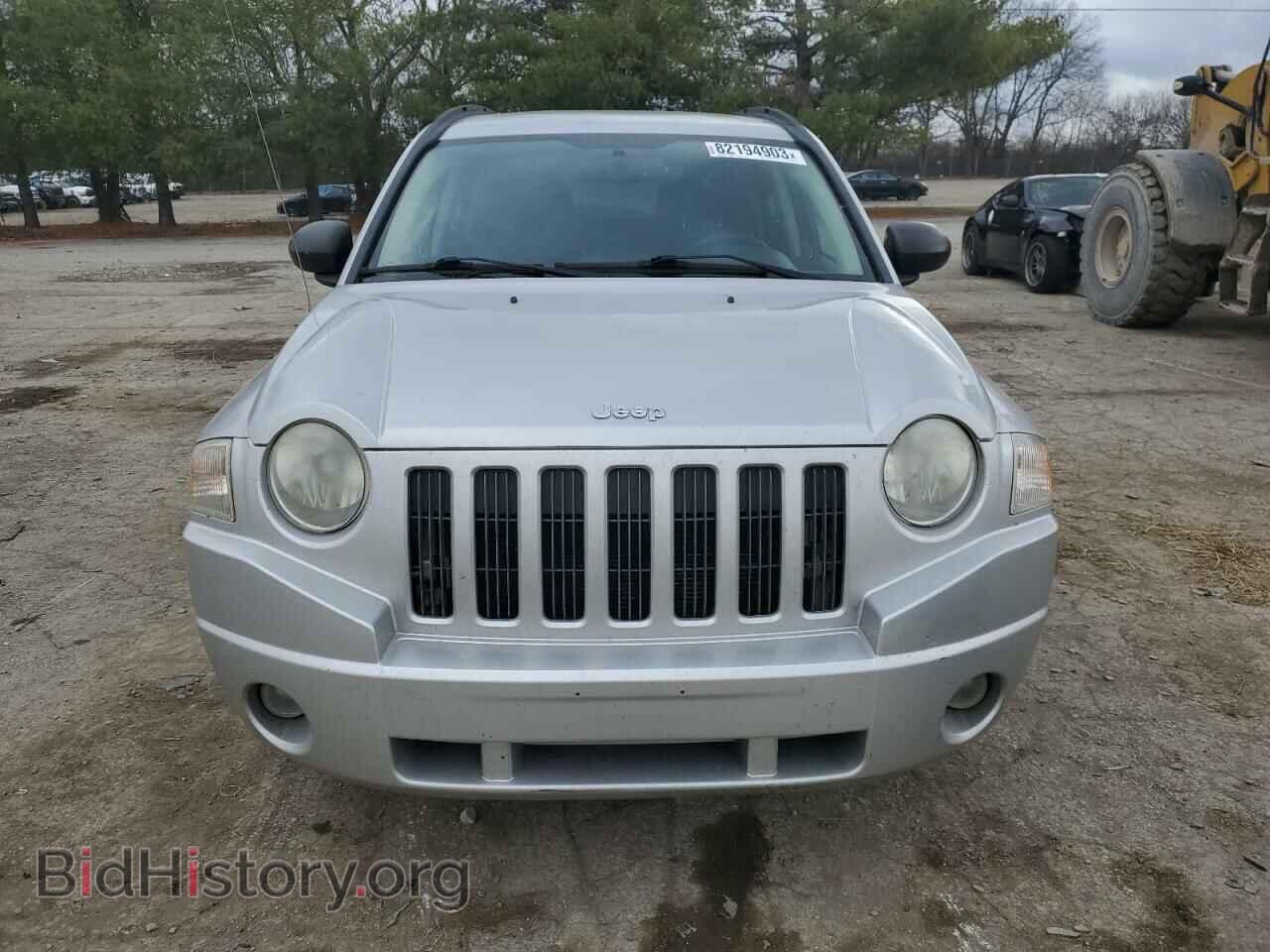 2009 JEEP COMPASS - VIN: 1J8FT47A89D128783 - Фото 5