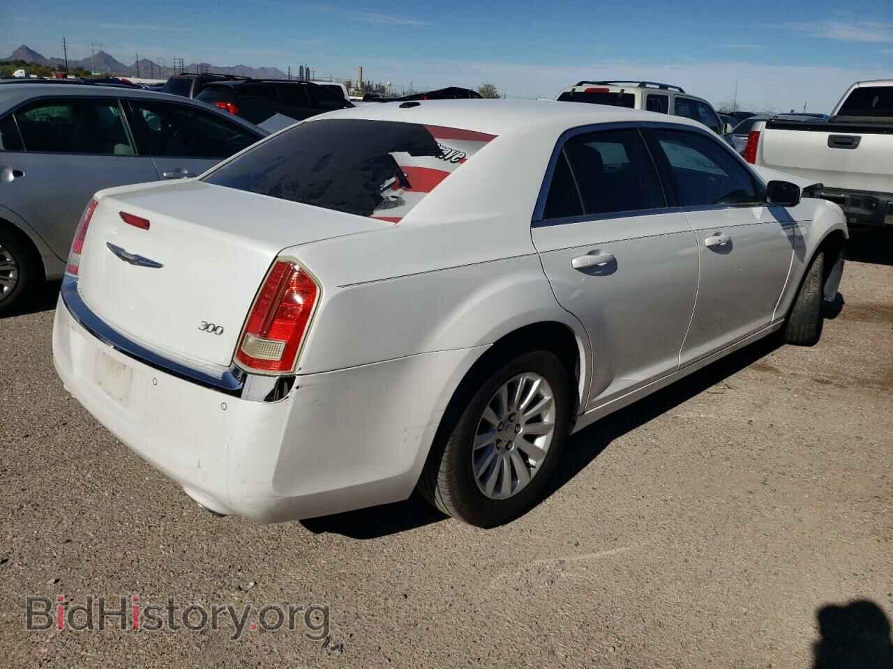 2014 CHRYSLER 300 - VIN: 2C3CCAAG4EH376469 - Фото 3