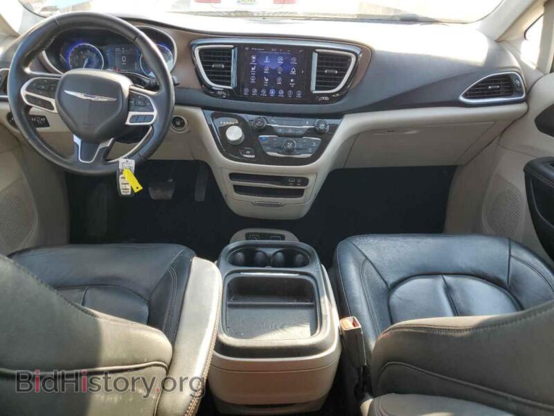 2017 Chrysler PACIFICA (VIN 2C4RC1BG0HR524233) — фото 8 из 14