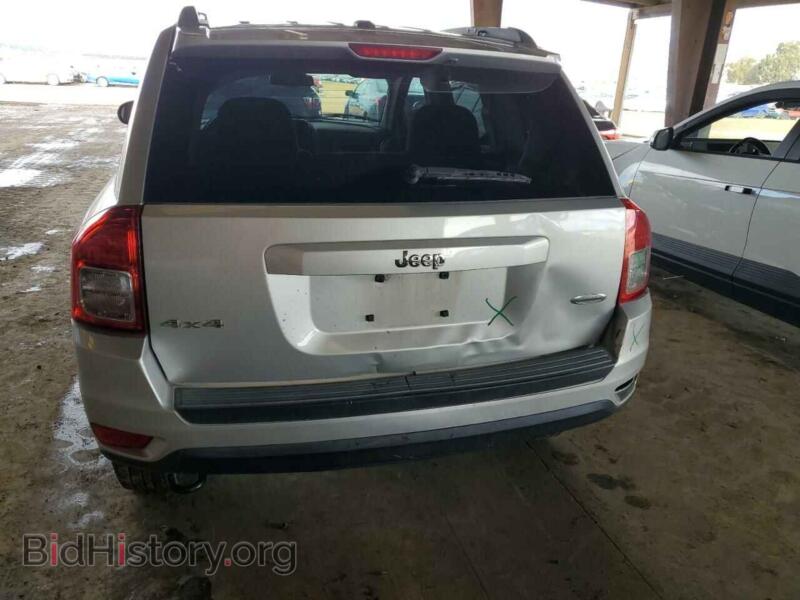 2012 Jeep COMPASS (VIN 1C4NJDEB1CD556173) — фото 6 из 13