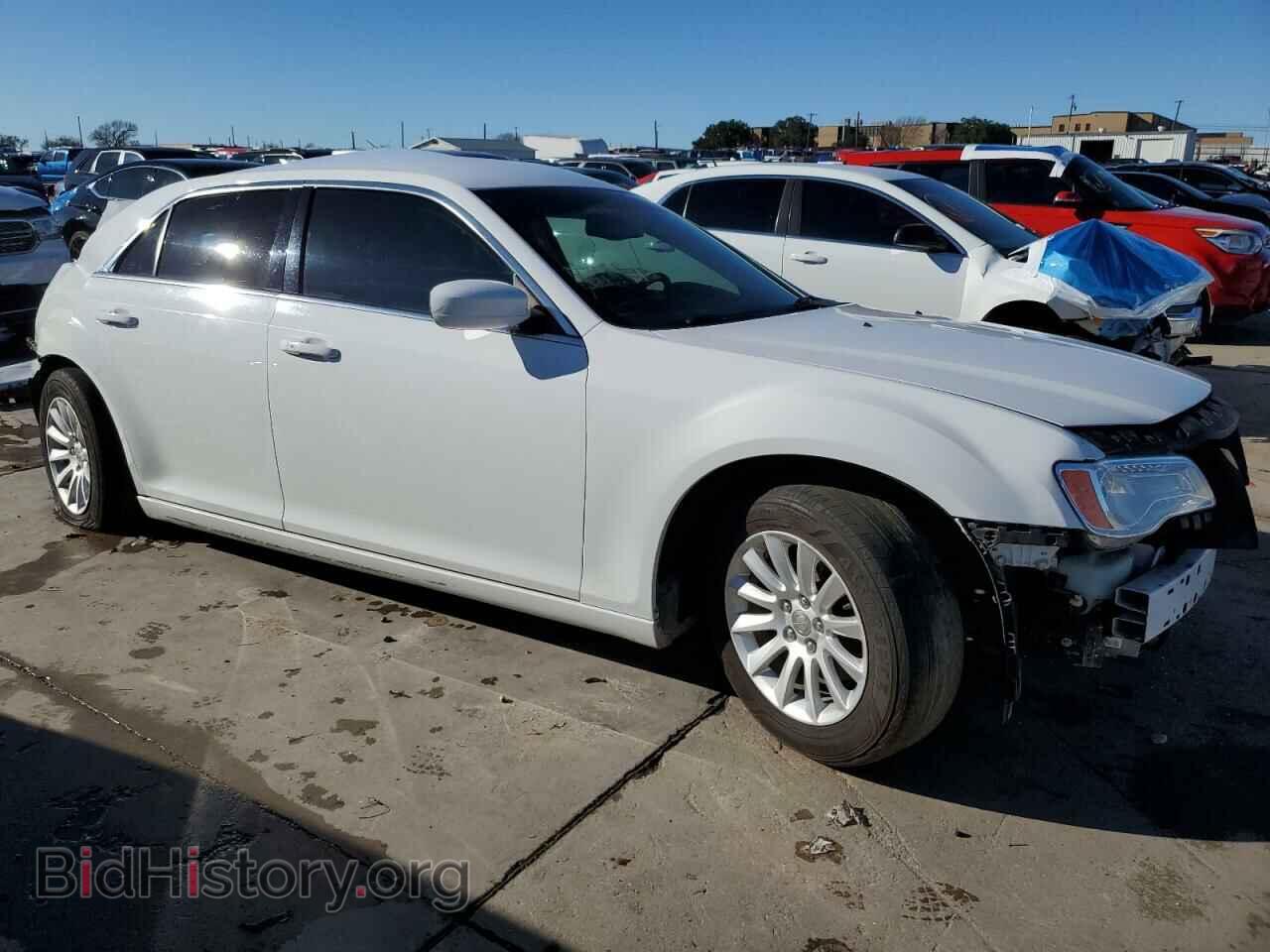 2014 CHRYSLER 300 - VIN: 2C3CCAAG0EH157377 - Фото 4