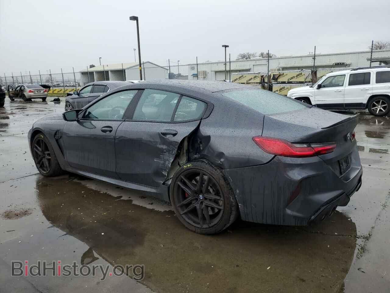 2022 BMW M8 - VIN: WBSGV0C07NCH63243 - Фото 2