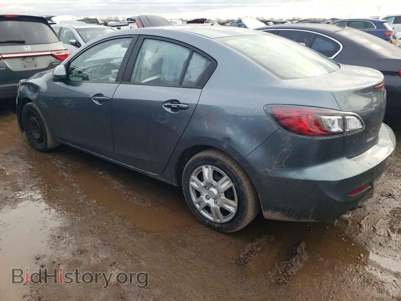 2013 MAZDA 3 - VIN: JM1BL1TF9D1768629 - Фото 2