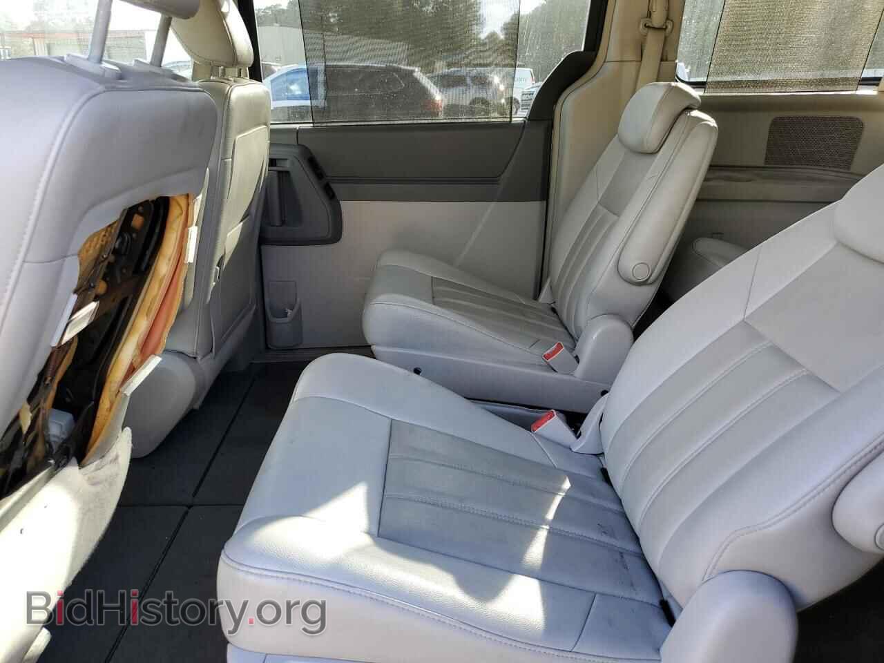 2008 CHRYSLER MINIVAN - VIN: 2A8HR54P58R124837 - Фото 11
