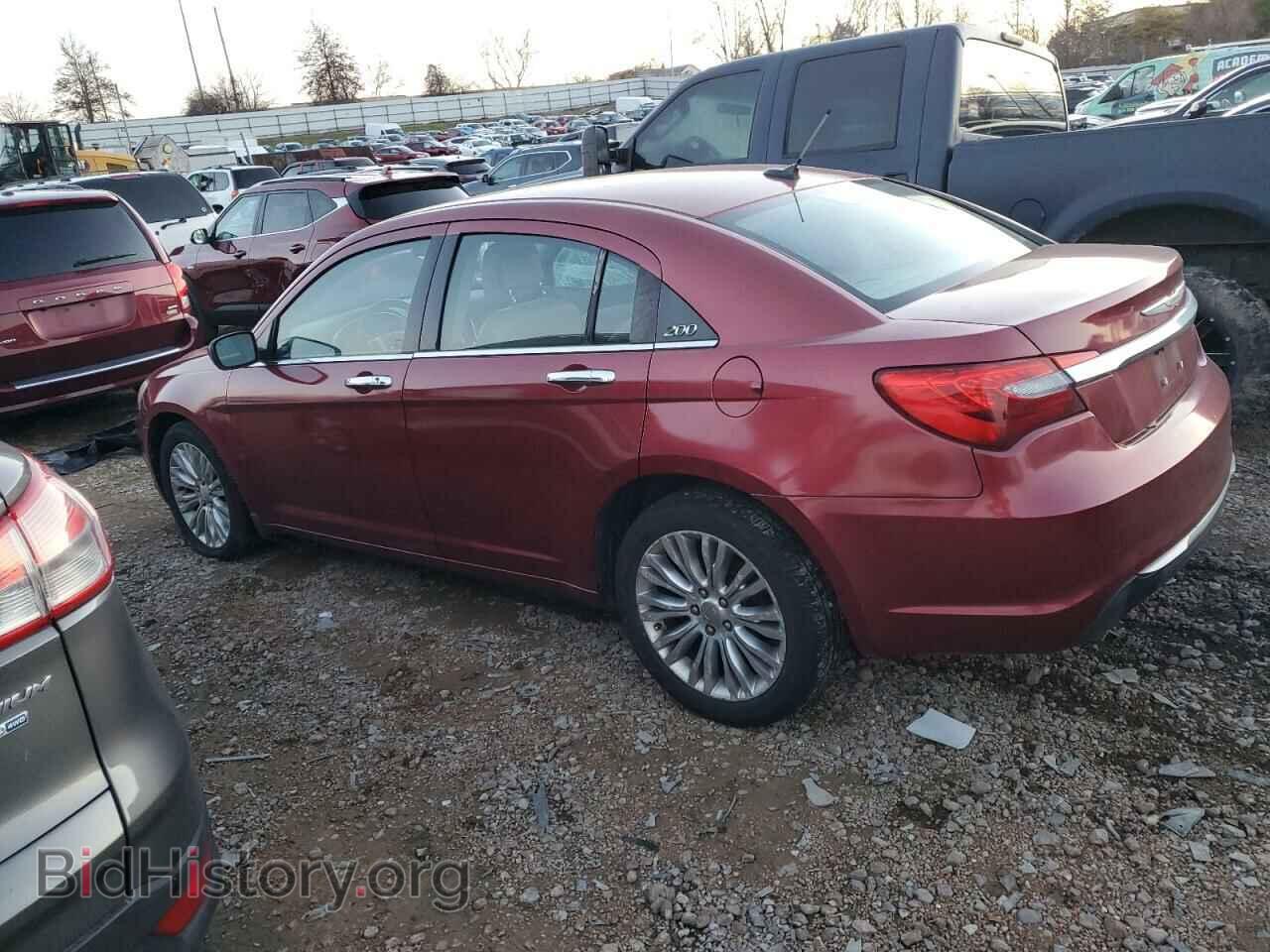 2011 CHRYSLER 200 - VIN: 1C3BC2FG9BN570153 - Фото 2