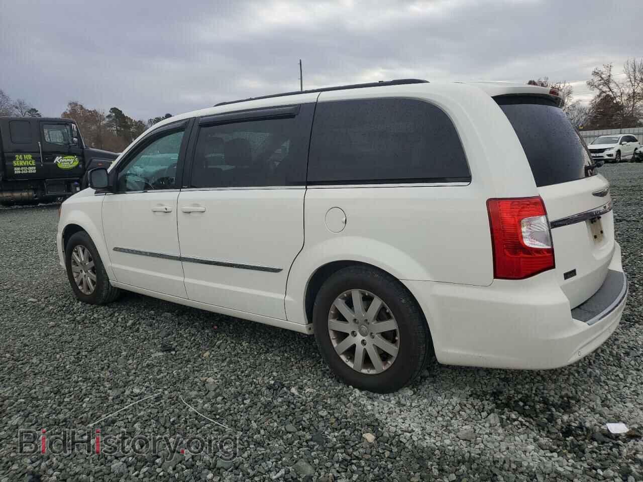 2011 CHRYSLER MINIVAN - VIN: 2A4RR8DG5BR676692 - Photo 2