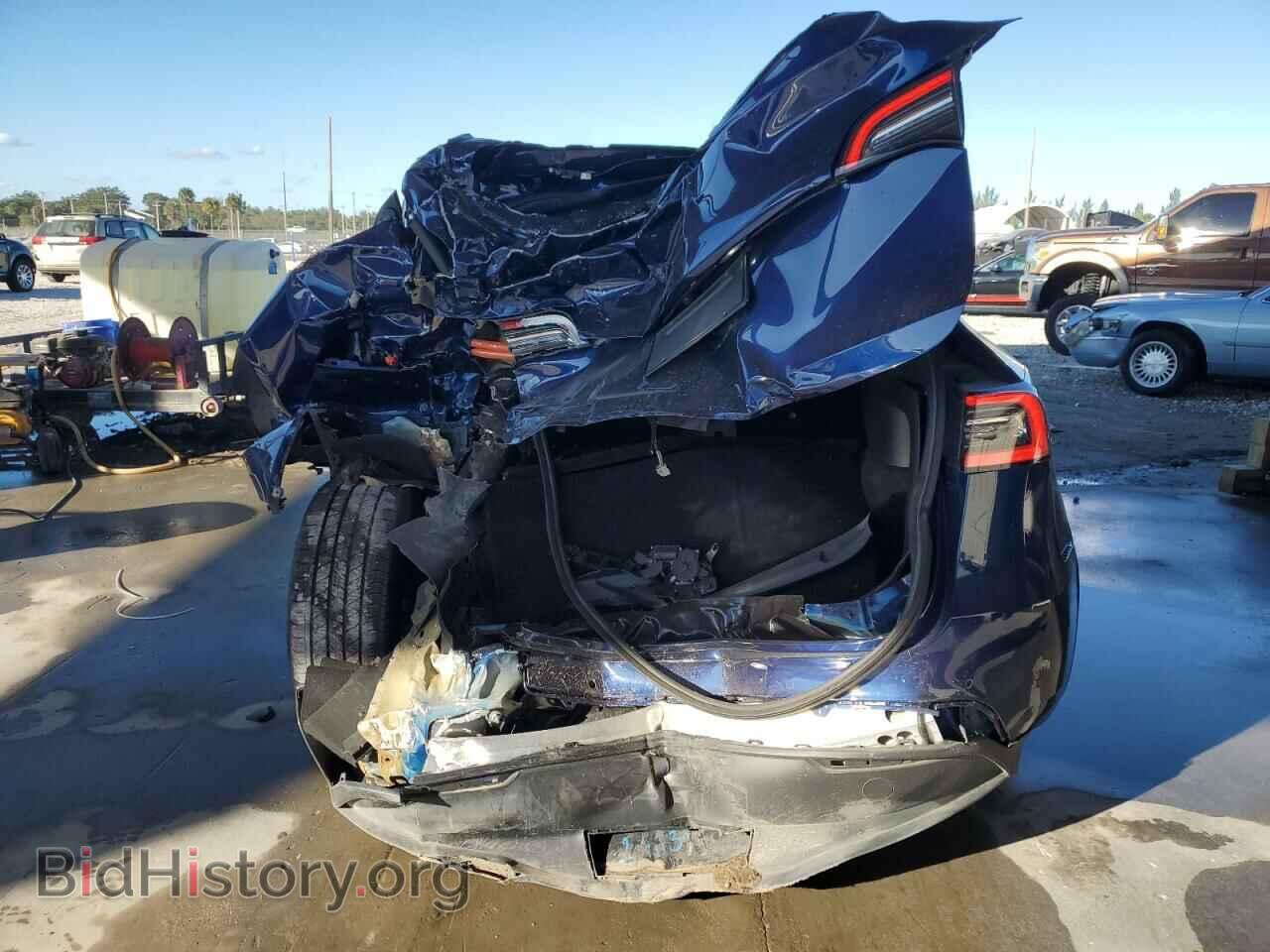2022 TESLA MODEL Y - VIN: 7SAYGDEE2NF309863 - Фото 6