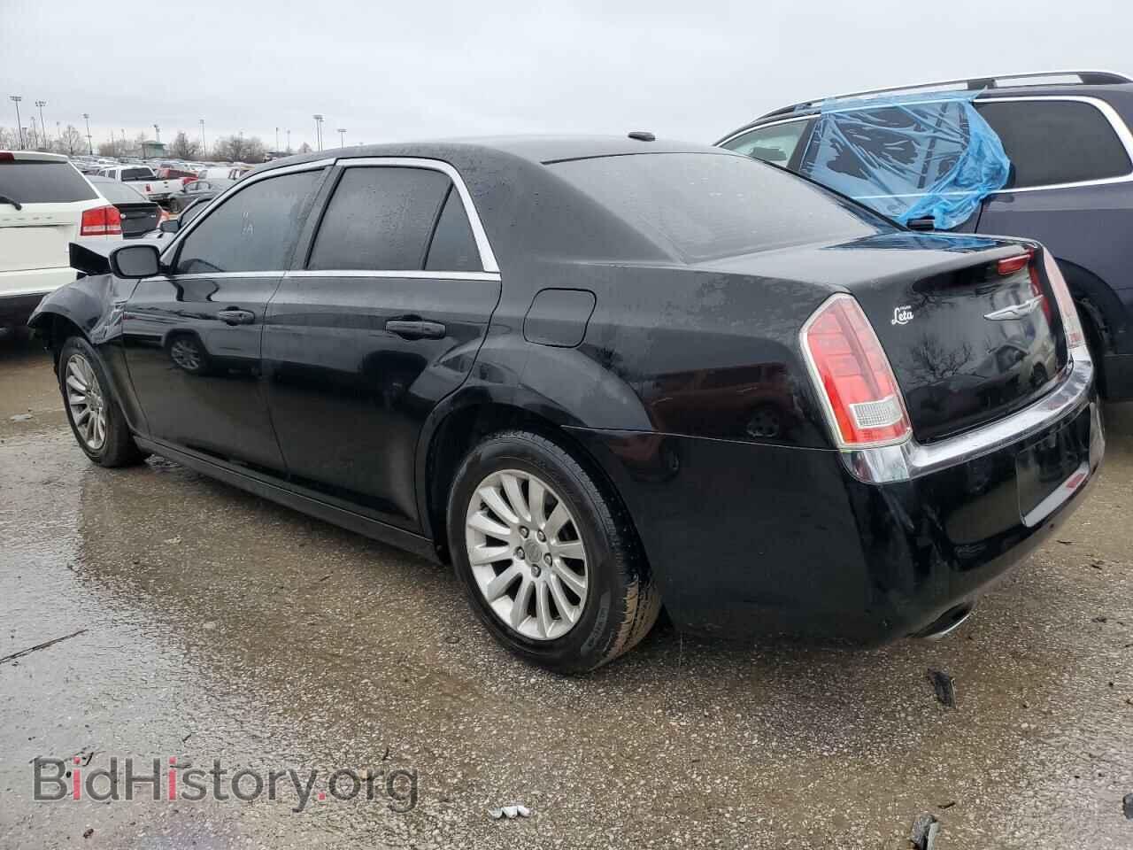 2014 CHRYSLER 300 - VIN: 2C3CCAAG2EH207602 - Фото 2