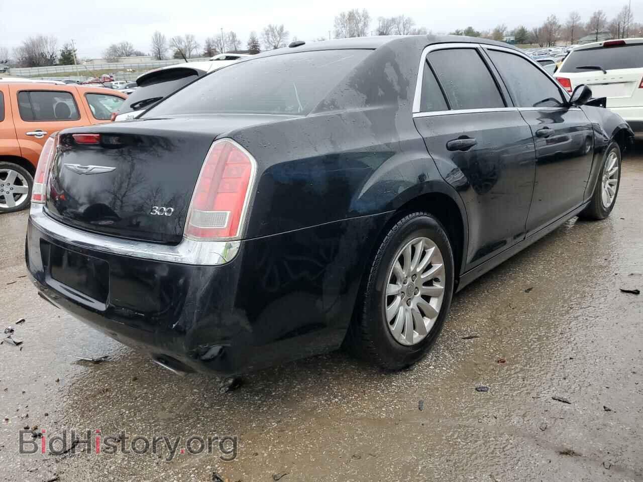 2014 CHRYSLER 300 - VIN: 2C3CCAAG2EH207602 - Фото 3
