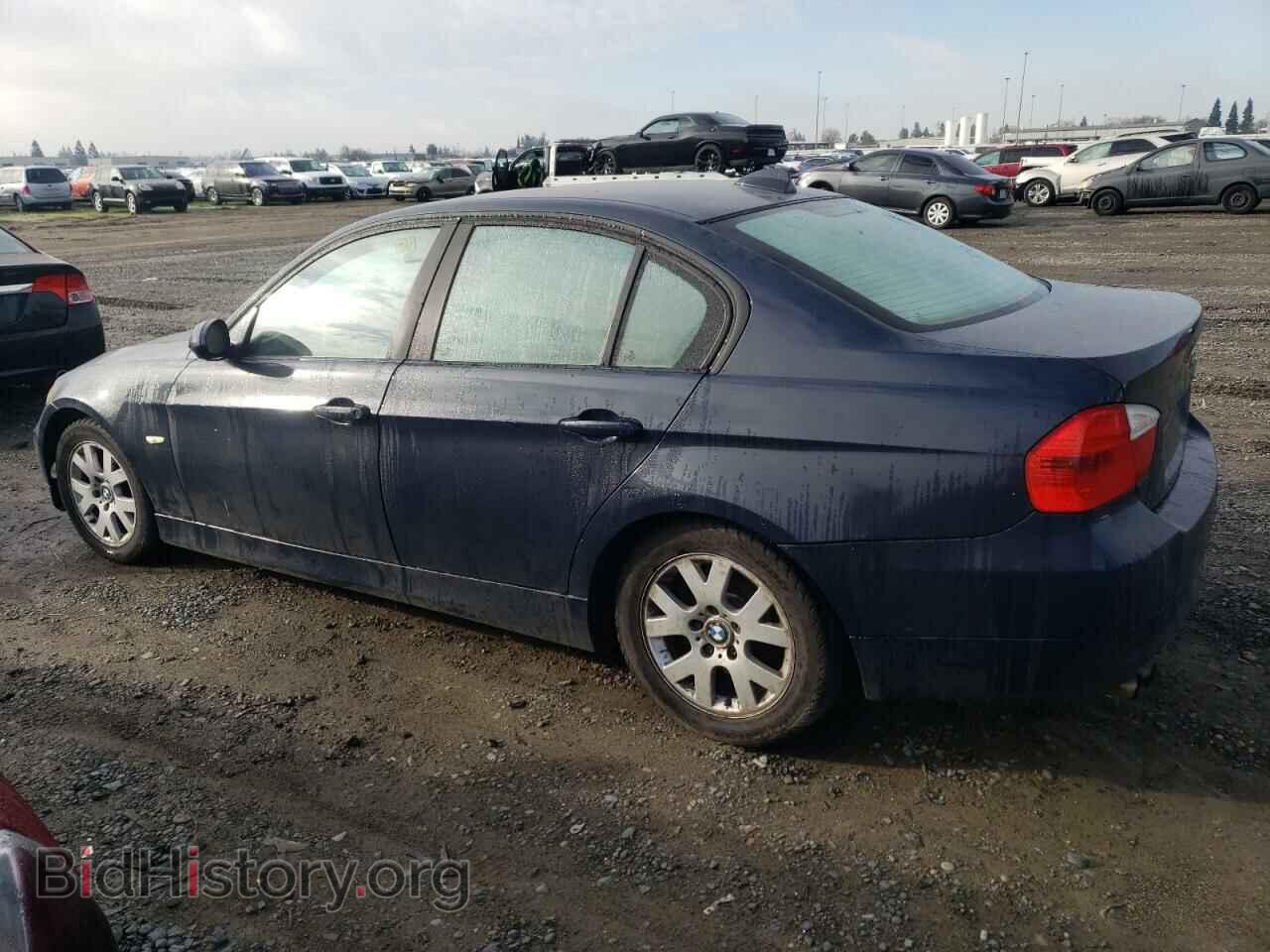 2006 BMW 3 SERIES - VIN: WBAVB13576K000357 - Фото 2