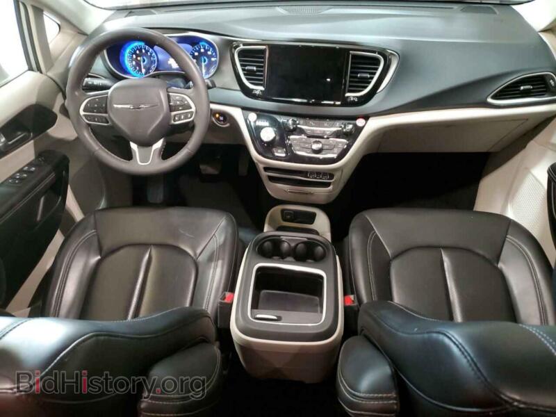2023 Chrysler PACIFICA (VIN 2C4RC1BG3PR512138) — фото 8 из 13