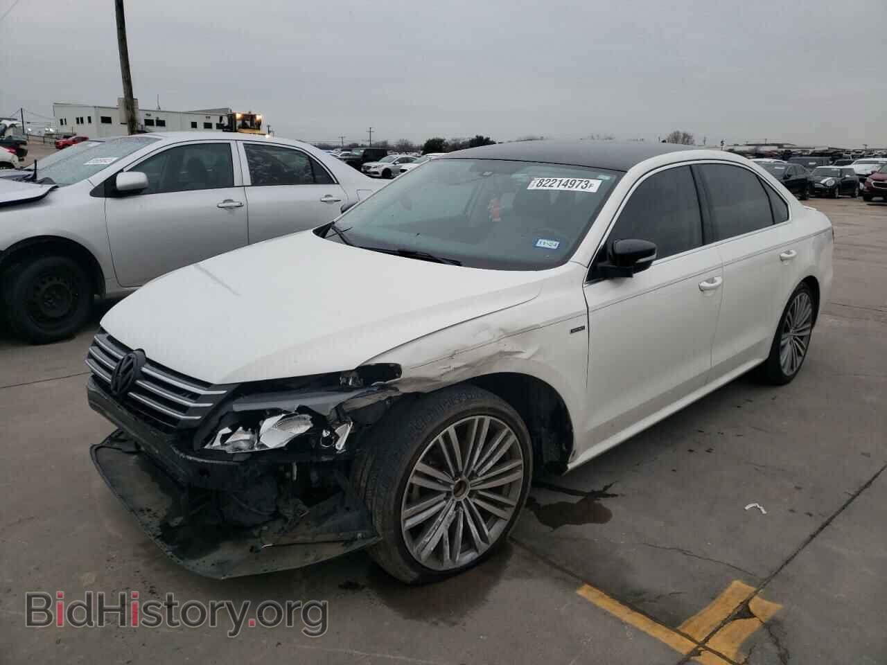 Фотография 1VWBS7A32FC024454 - VOLKSWAGEN PASSAT 2015