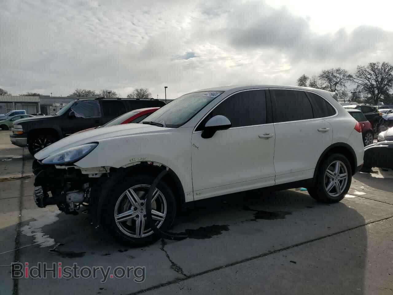 Photo WP1AB2A26BLA52601 - PORSCHE CAYENNE 2011