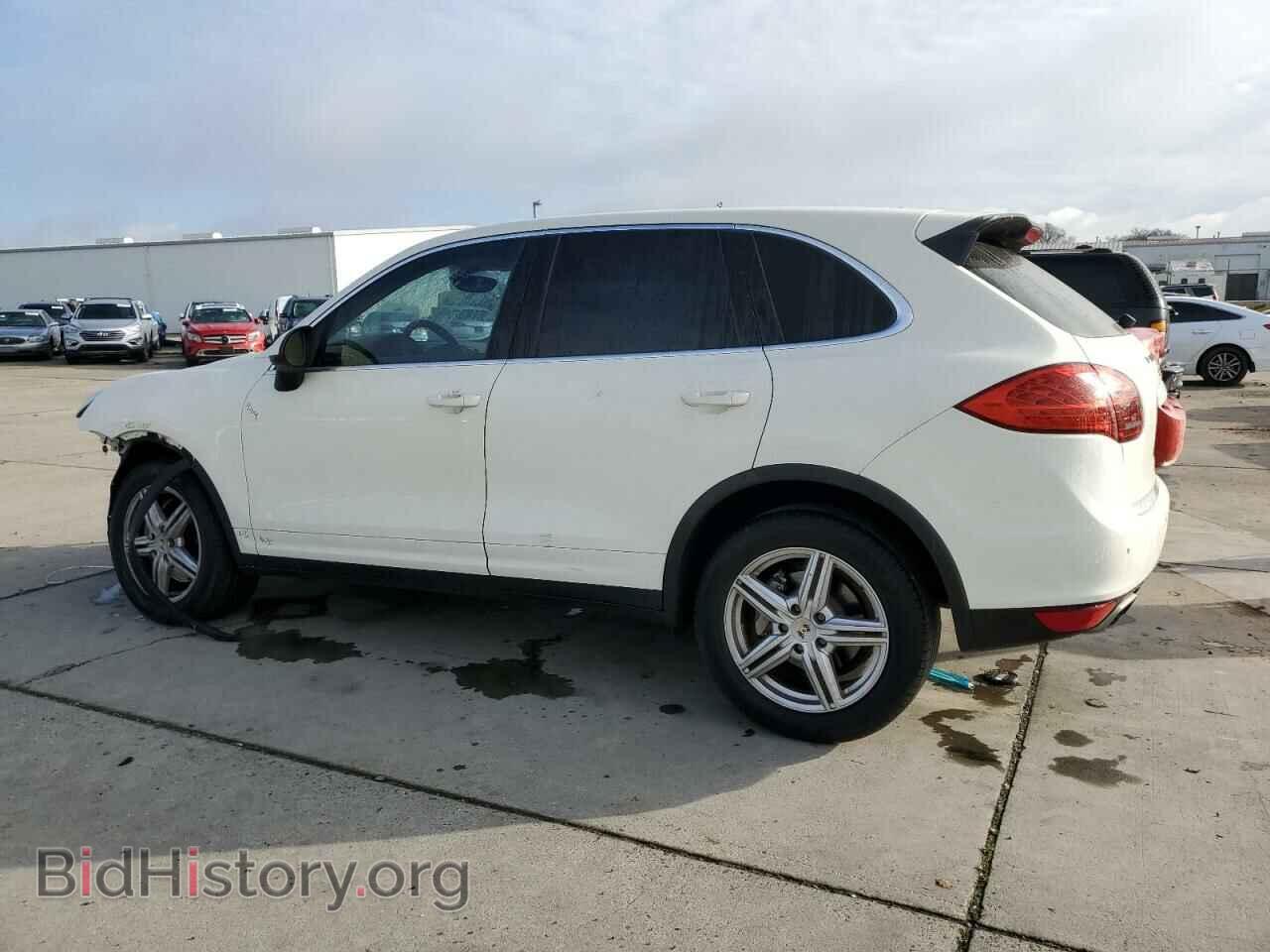 2011 PORSCHE CAYENNE - VIN: WP1AB2A26BLA52601 - Фото 2