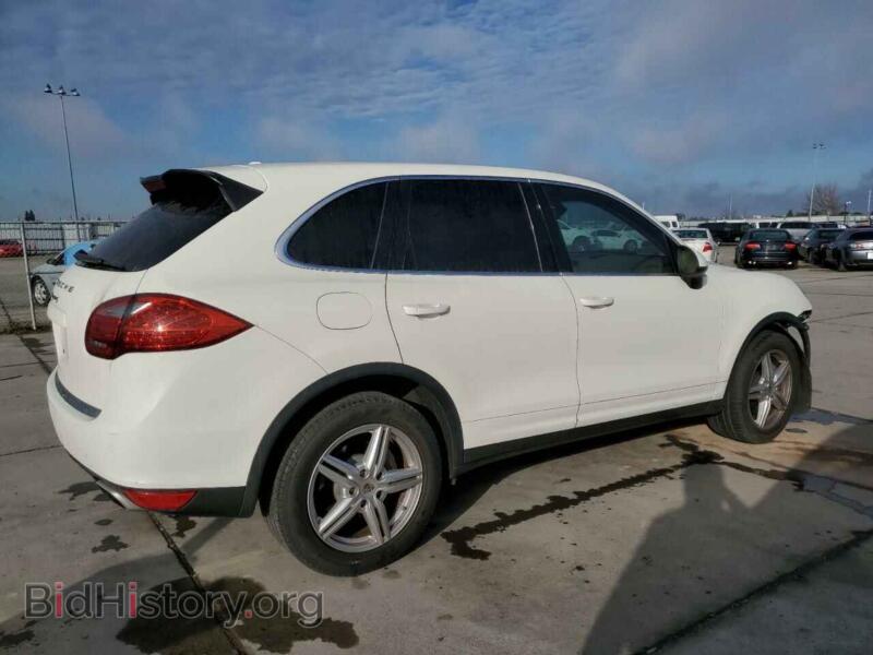 2011 Porsche CAYENNE (VIN WP1AB2A26BLA52601) — photo 3 of 14