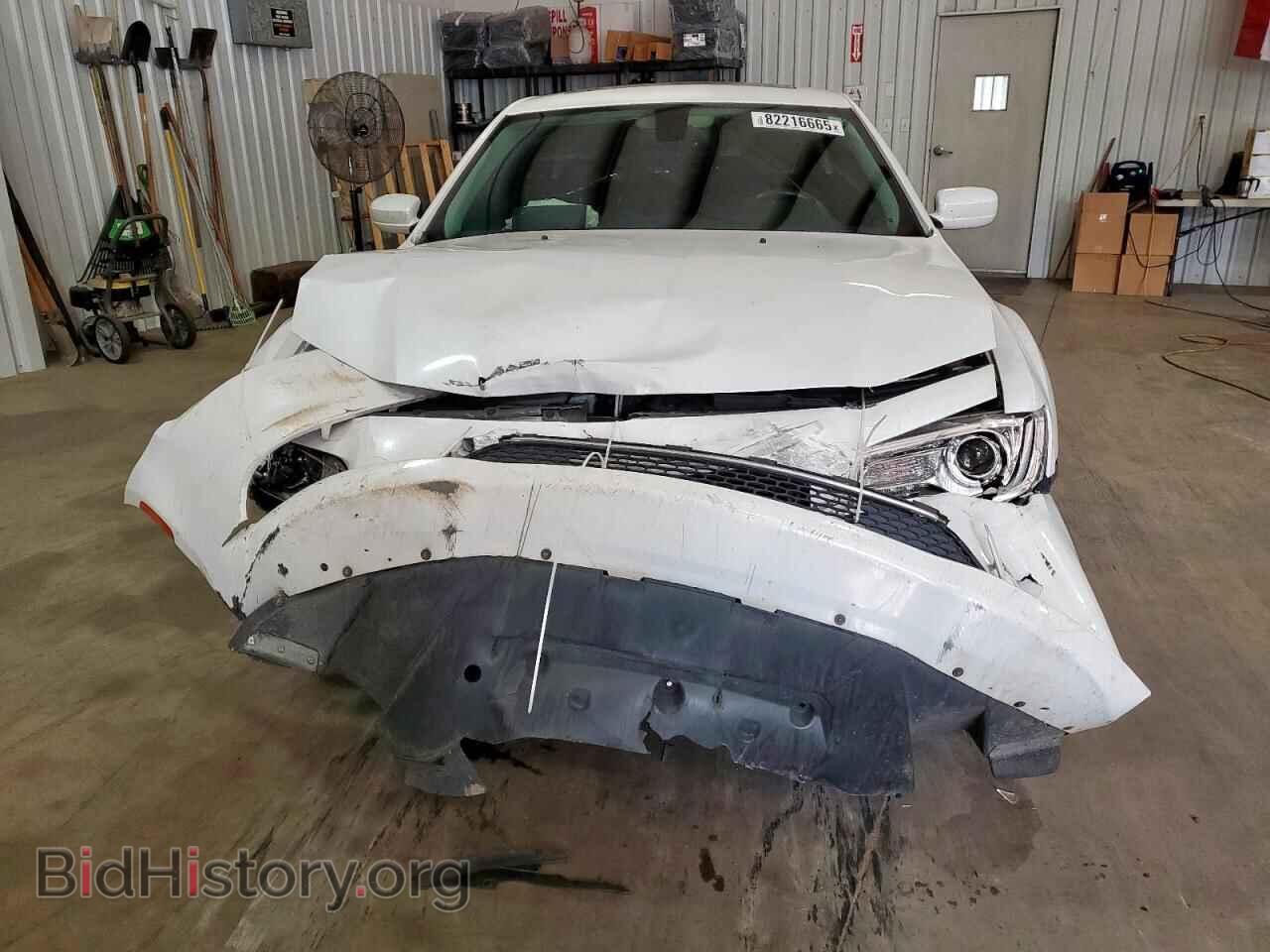 2016 CHRYSLER 300 - VIN: 2C3CCAAG1GH252940 - Фото 5