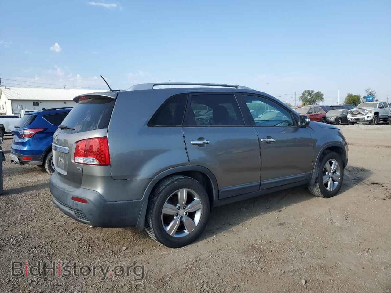2013 KIA SORENTO - VIN: 5XYKU3A61DG363621 - Фото 3