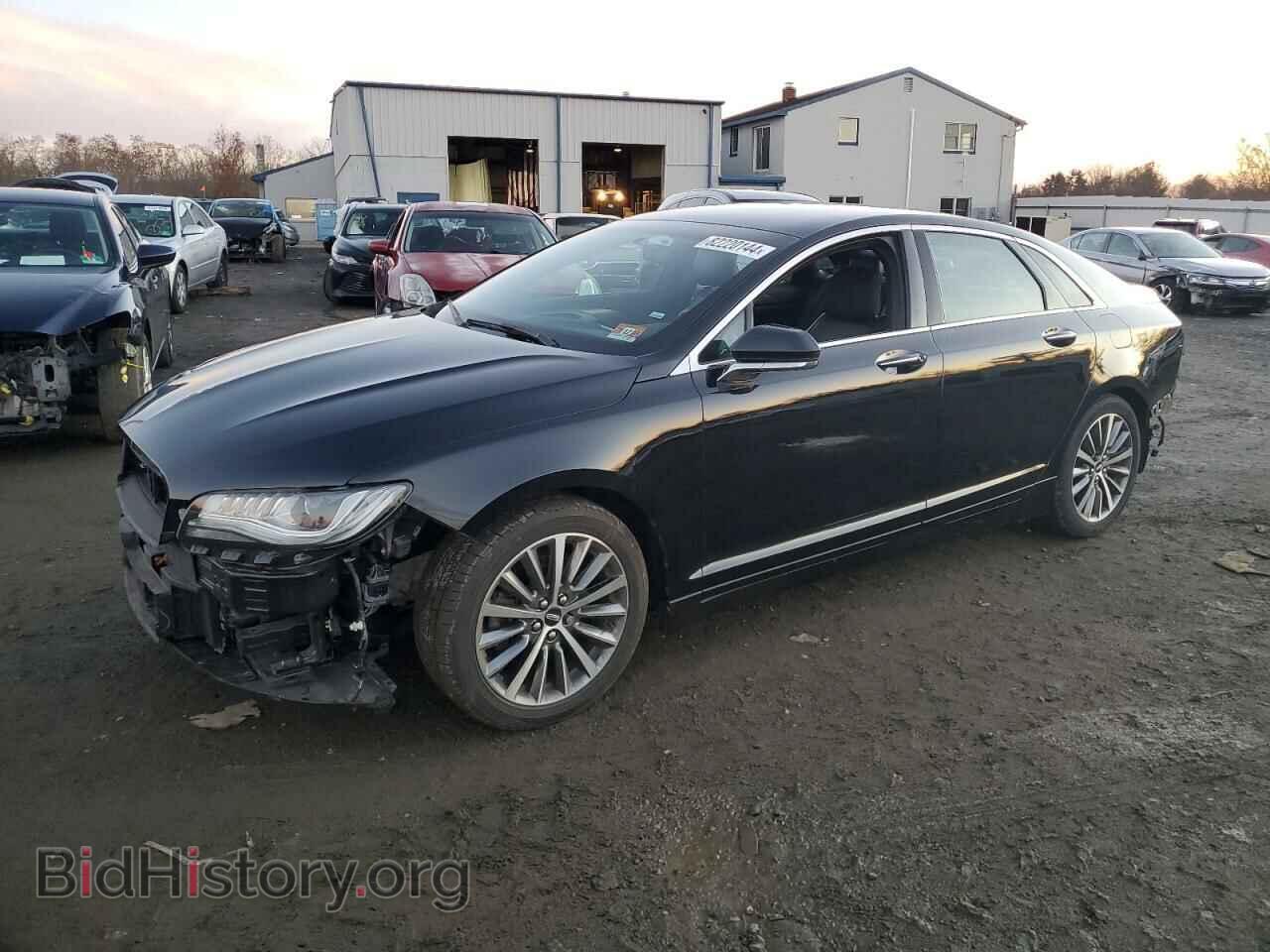 Photo 3LN6L5A95HR666659 - LINCOLN MKZ 2017