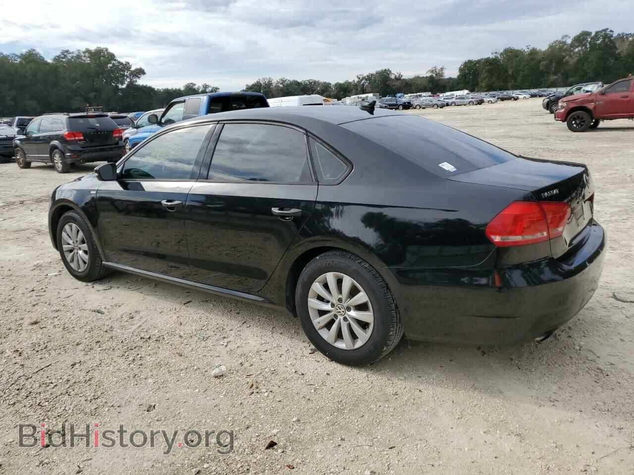 2015 VOLKSWAGEN PASSAT - VIN: 1VWAT7A33FC098779 - Фото 2