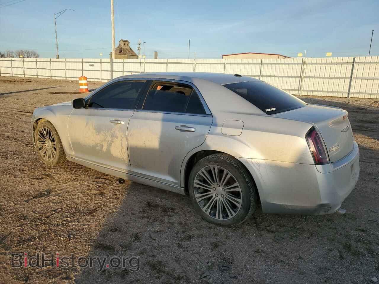 2012 CHRYSLER 300 - VIN: 2C3CCABG3CH273751 - Фото 2