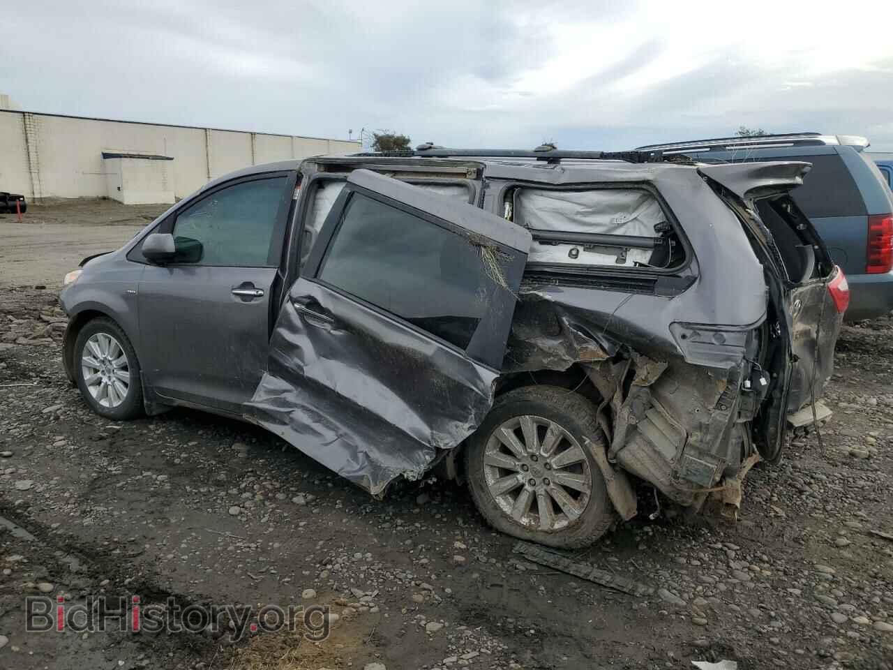 2016 TOYOTA All Models - VIN: 5TDDK3DC7GS140135 - Фото 2
