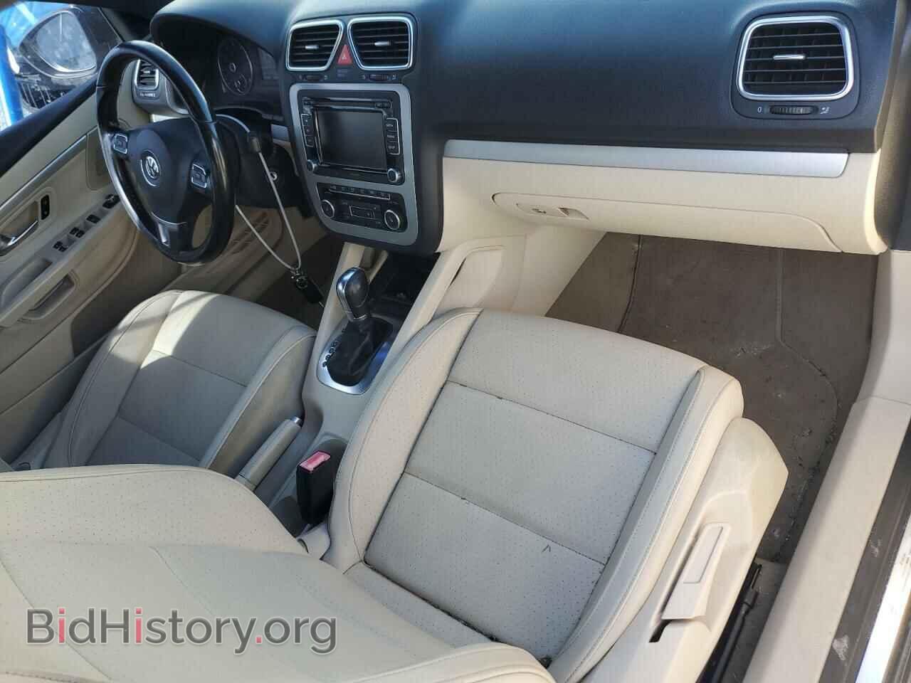 2012 VOLKSWAGEN EOS - VIN: WVWBW7AH6CV012729 - Фото 8