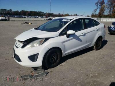 2013 Ford FIESTA S, белый — VIN 3FADP4AJ8DM214724, Copart