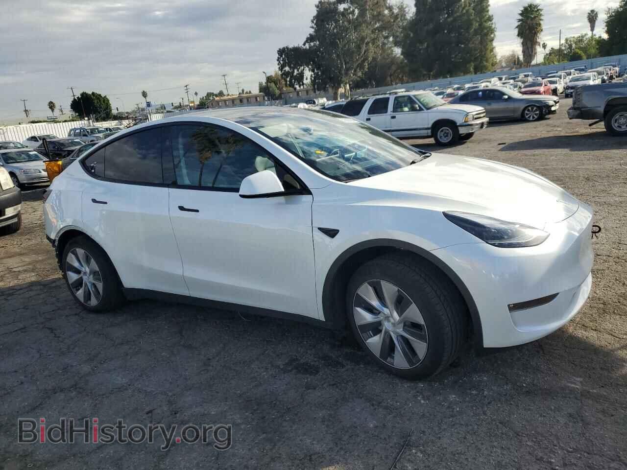 2023 TESLA MODEL Y - VIN: 7SAYGDEE2PF834070 - Фото 4