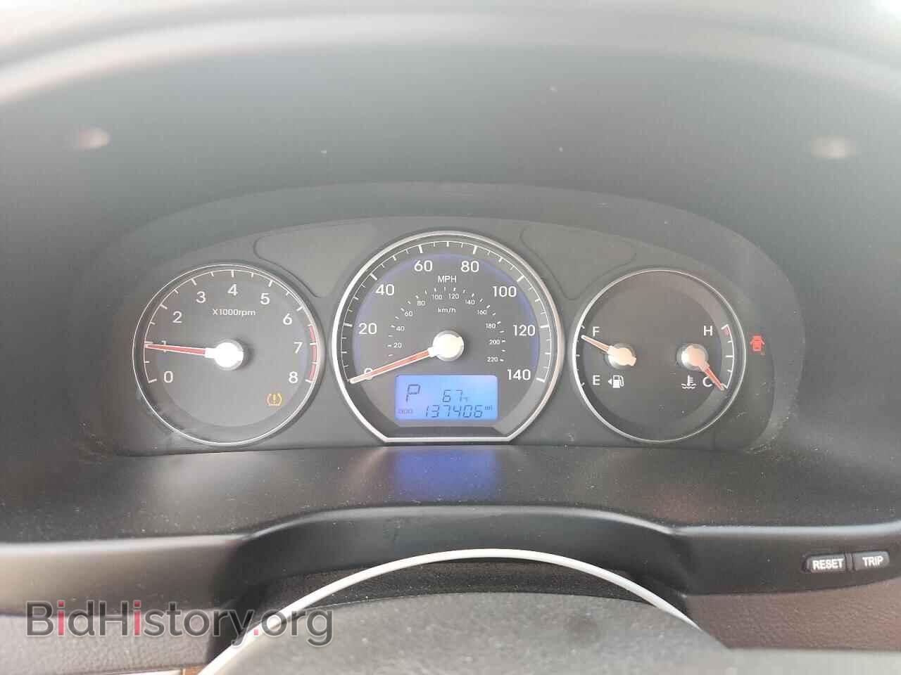 2010 HYUNDAI SANTA FE - VIN: 5NMSGDAB0AH366652 - Фото 9