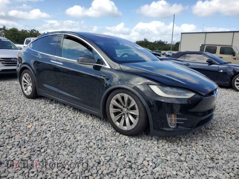 2017 Tesla MODEL X (VIN 5YJXCDE2XHF054443) — photo 4 of 12