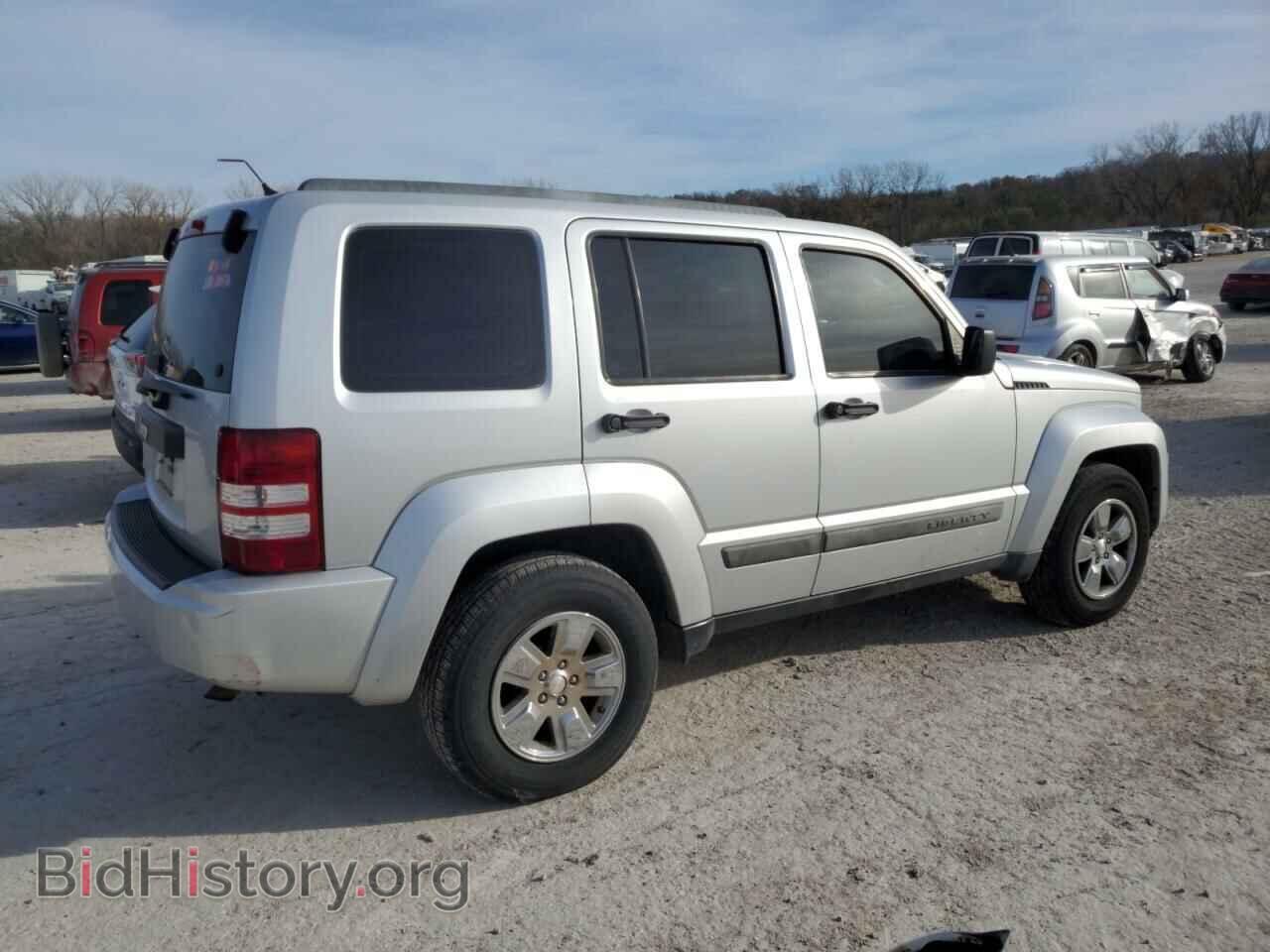 2011 JEEP LIBERTY - VIN: 1J4PN2GK4BW574162 - Фото 3