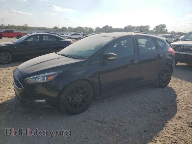 2016 Ford FOCUS SE (VIN 1FADP3K26GL395295) — photo 1 of 12, Copart, damage: side