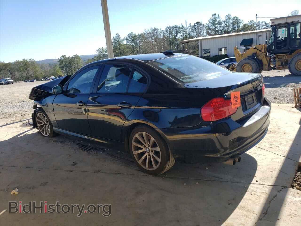 2011 BMW 3 SERIES - VIN: WBAPK5C55BA658324 - Фото 2